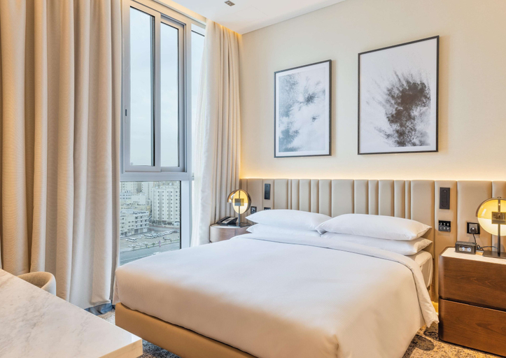 Bedroom 3, Embassy Suites by Hilton Doha Old Town, Doha