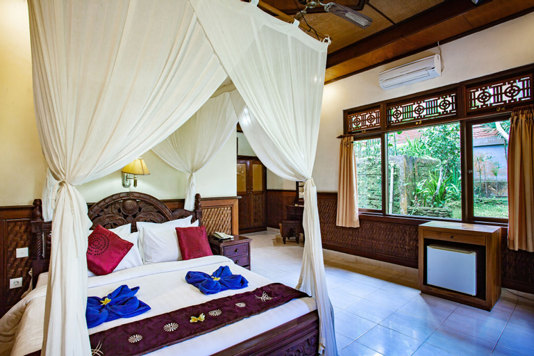 Bedroom 13