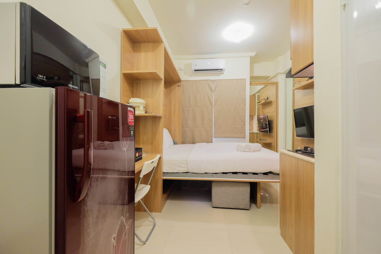 Bedroom 3, Modern Studio Apartment 26th on Top of Green Pramuka Mall, Jakarta Pusat