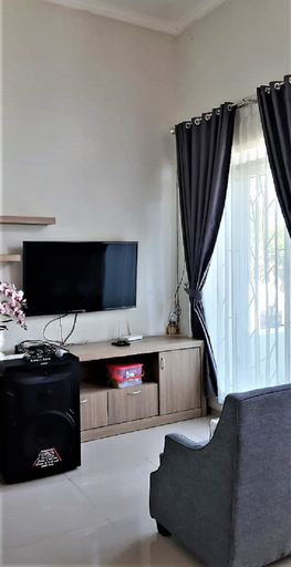Others 4, Villa Emerald J8 Batu, Malang
