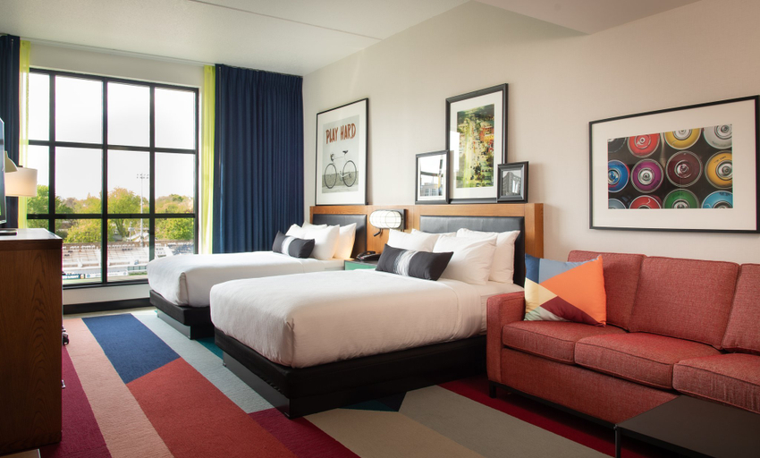 Bedroom 2, Hotel Indigo MADISON DOWNTOWN by IHG, Dane