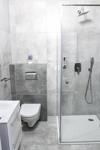 Bathroom 3, Kazimierz Residence Square, Kraków City