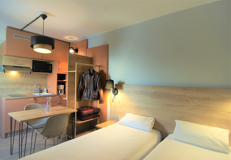 Bedroom 3, APPARTHOTEL Torcy, Seine-et-Marne