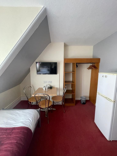 Others 4, St Nicholas Hotel Kenton, London