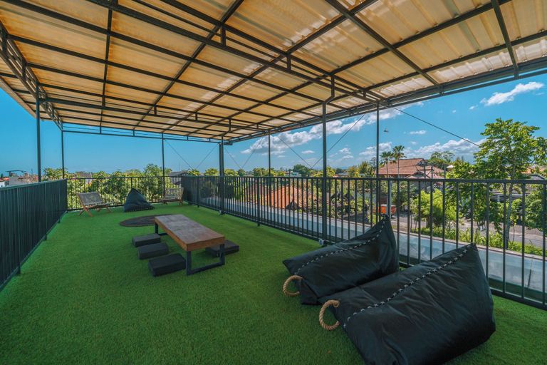 Public Area 5, Villa Konkrete - Tropical 3BR, Badung