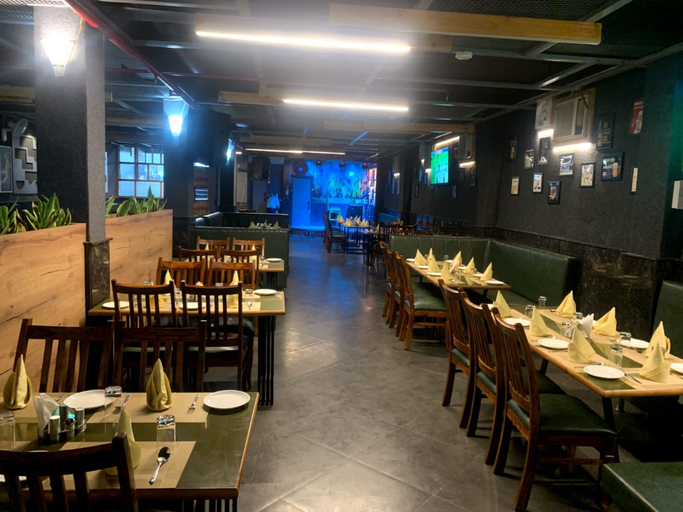 Food & Drinks, Hotel Avkaash, Ambala