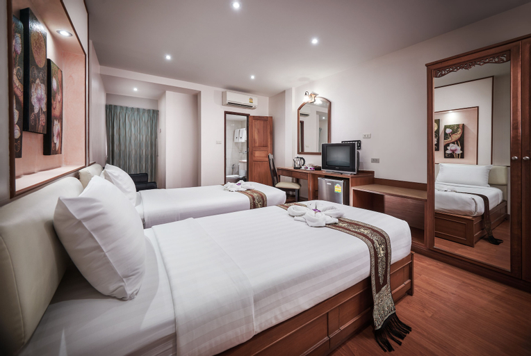 Bedroom 6