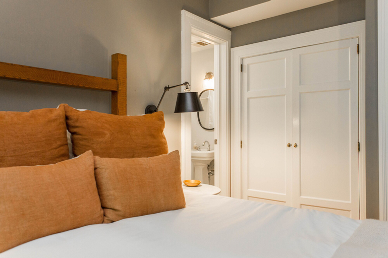 Bedroom 11