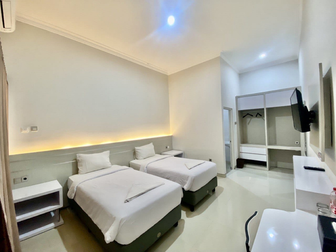 Bedroom 5, El Malik Hotel Sumenep, Madura Island