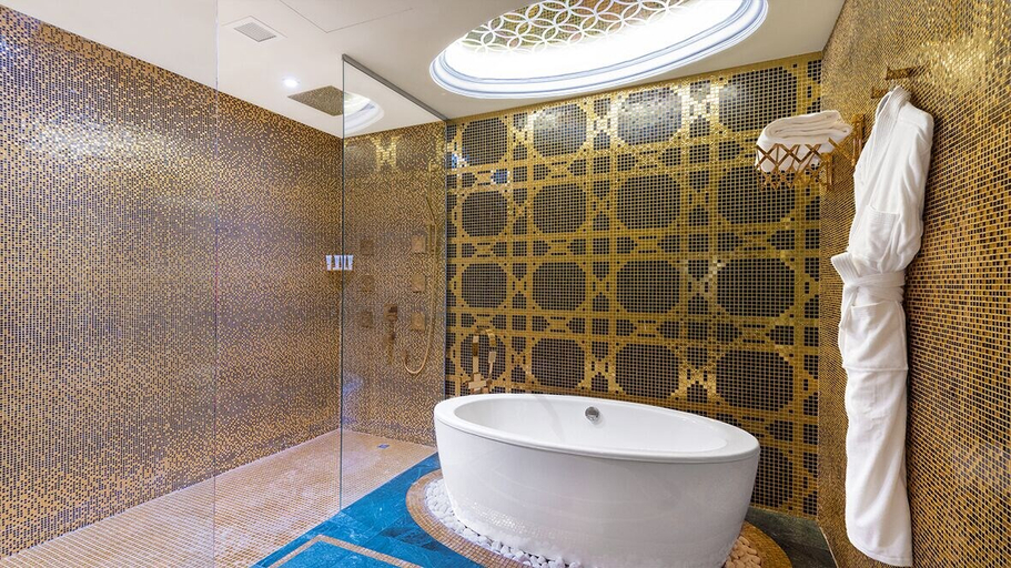 Bathroom 5, Grand Millennium Gizan, Jizan