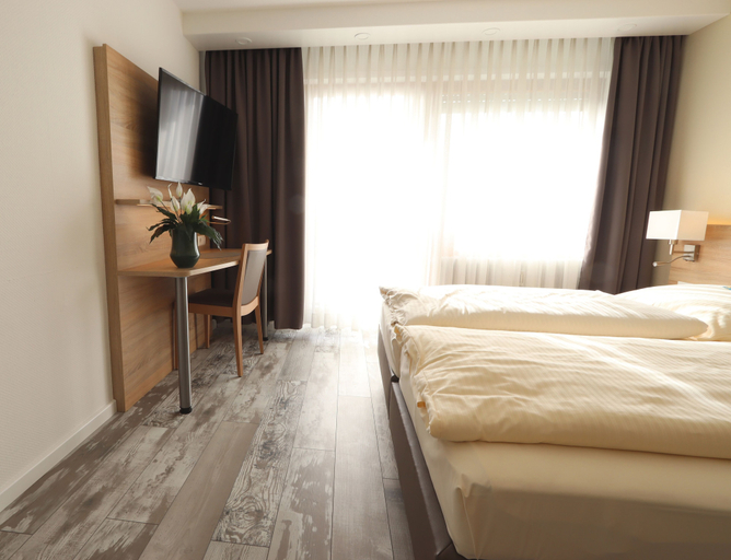 Bedroom 4, Kemnater Hof Apartments SELF-CHECK-IN, Esslingen