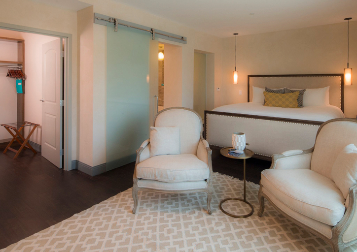 Bedroom 18