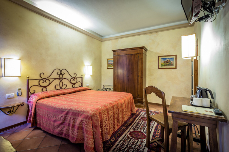 Bedroom 13
