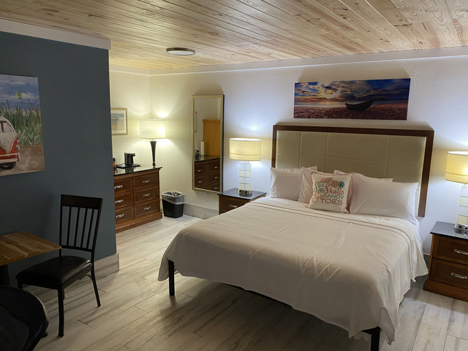Bedroom 3, Gulf Coast Inn, Santa Rosa