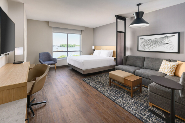 Bedroom 2, Hyatt Place National Harbor, Prince George's