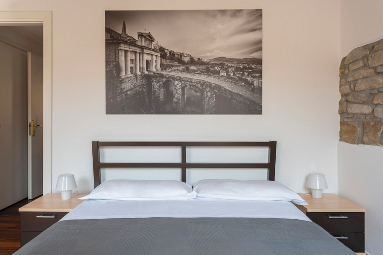 Bedroom 2, Casa di Sofia Città Alta, Bergamo