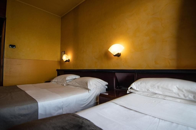 Bedroom 2, Hotel Concorde, Novara