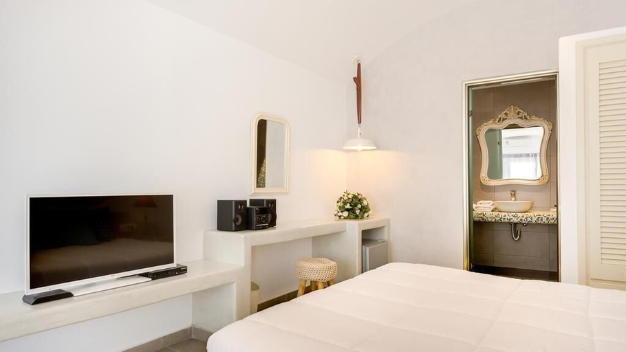 Bedroom 3, A&G Suites, South Aegean