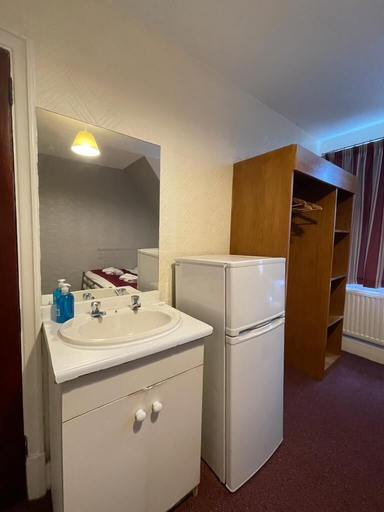 Others 5, St Nicholas Hotel Kenton, London