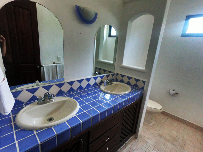 Bathroom 4, Vida Playa Suites, Cozumel