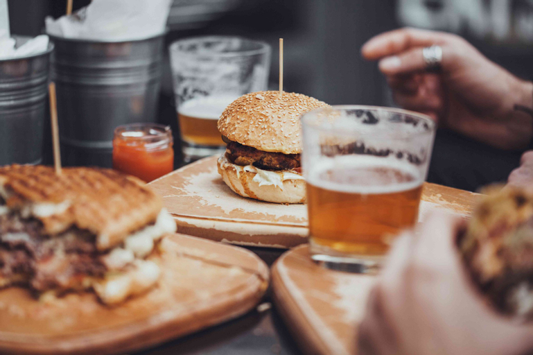 Food & Drinks 8