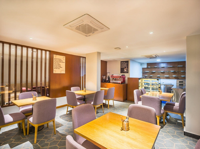 Food & Drinks 4, De Mandarin, Bangalore