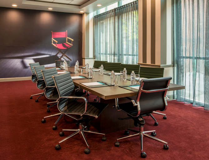 Business Facilities