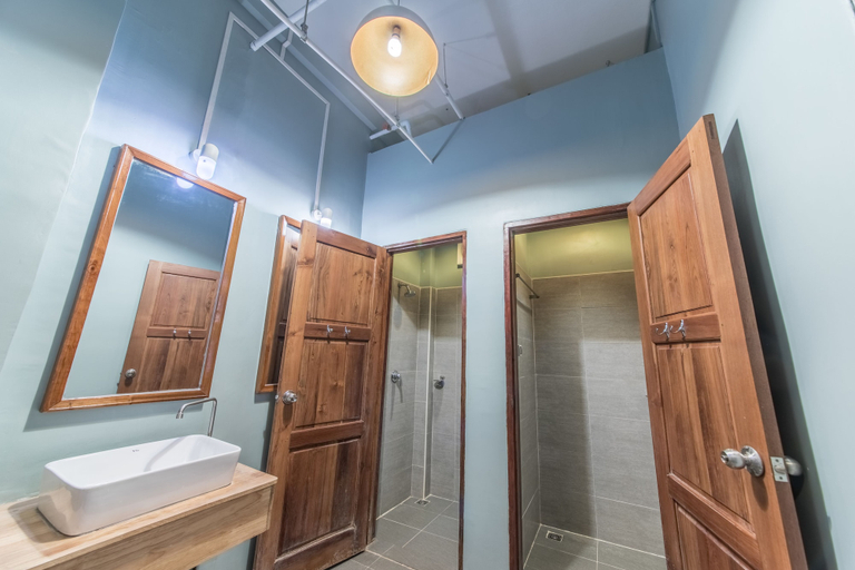 Bathroom 5, Ostello Bello Bagan Pool, Myingyan