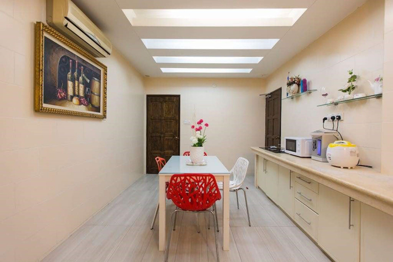 Others 5, Botanic Elegant Suite Klang, Klang
