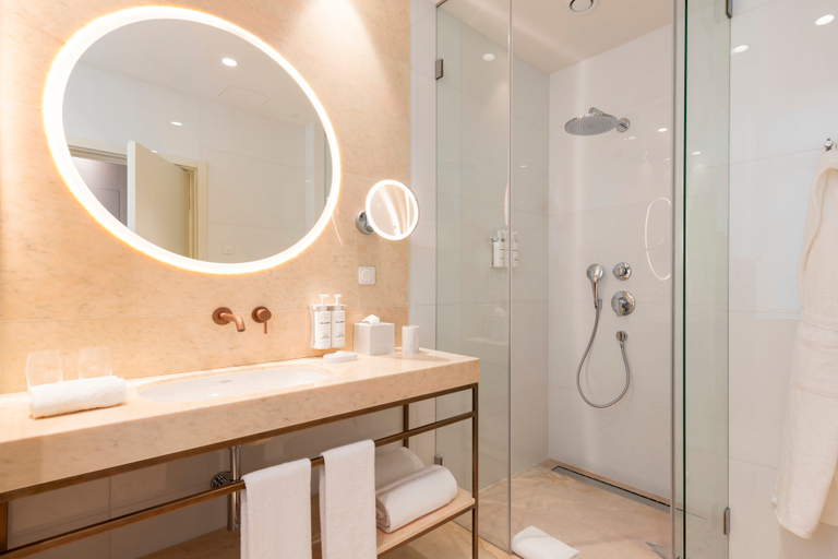 Bathroom 5, Vignette Collection CONVENT SQUARE LISBON by IHG, Lisbon