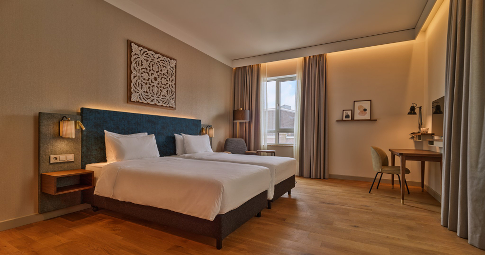 Bedroom 3, voco THE HAGUE by IHG, The Hague