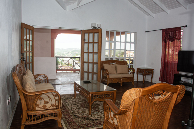 Others 5, Seaview Condos