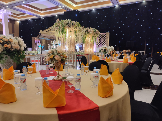 Food & Drinks 5, Unhas Hotel and Convention, Makassar