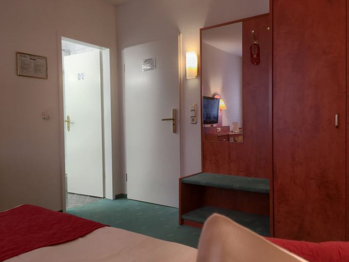 Bedroom 4, Hotel Hansa, Offenbach am Main