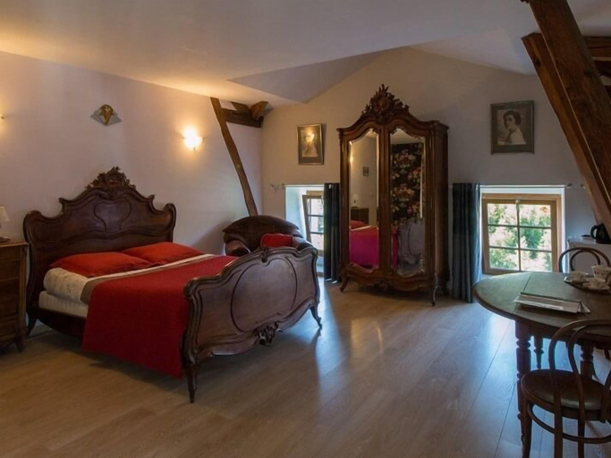 Bedroom 3, Domaine du Vern, Aveyron