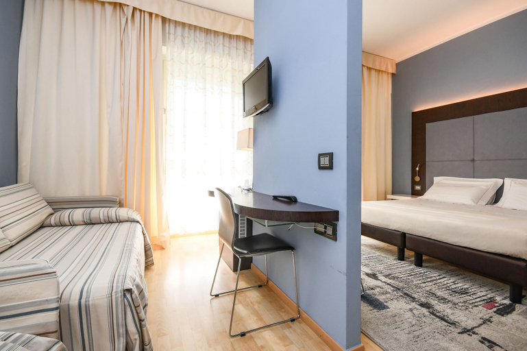 Bedroom 4, Hotel City, Brescia