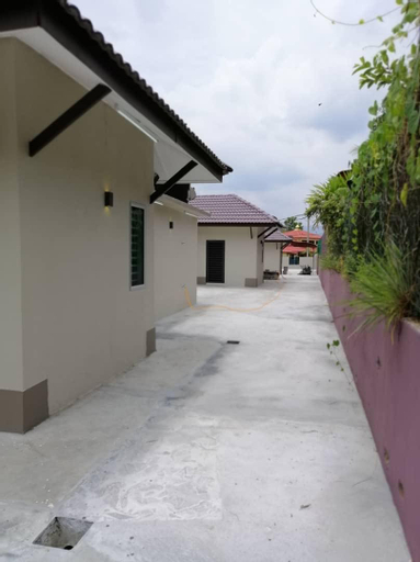 Exterior & Views 1, FOUR Bungalow House Next to Giant Kuala Pilah 21, Kuala Pilah