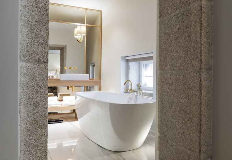 Bathroom 5, Vignette Collection CASA DA COMPANHIA HOTEL & SPA by IHG, Porto