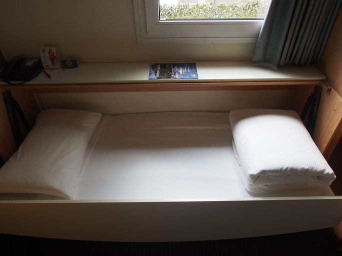 Bedroom 6