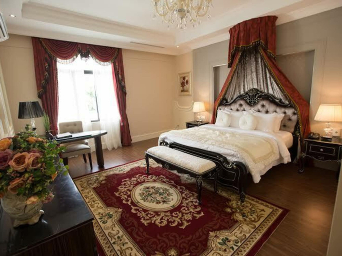 Bedroom 7