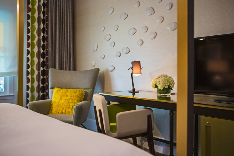 Bedroom 4, Kimpton BRICE HOTEL by IHG, Chatham
