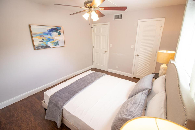 Bedroom 3, The Victor Apartments by Lowk, Broward