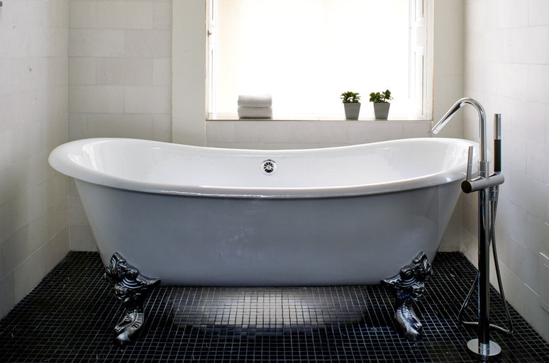 Bathroom 5, Kimpton HOTEL MONACO WASHINGTON DC by IHG, Washington D.C.