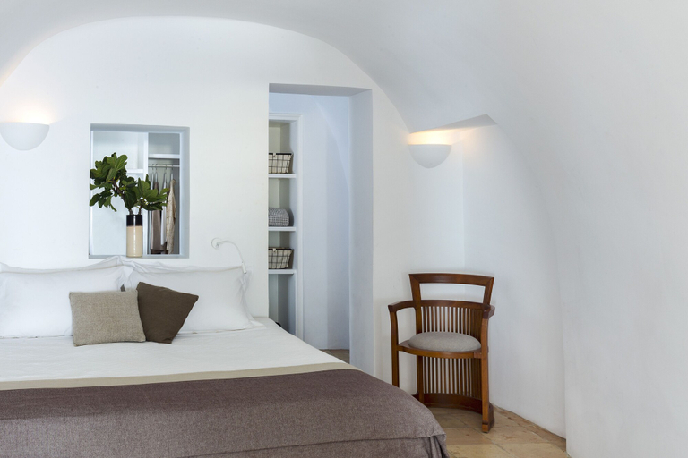 Bedroom 5, The Vasilicos, South Aegean