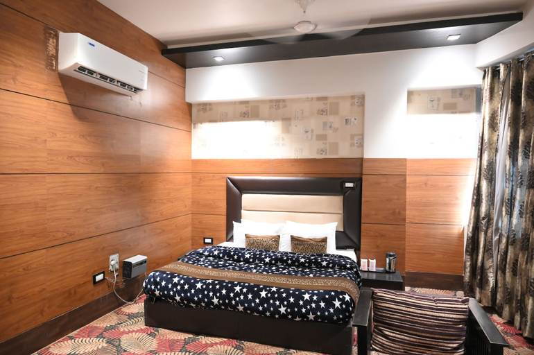Bedroom 4, Hotel BR Inn, Panipat