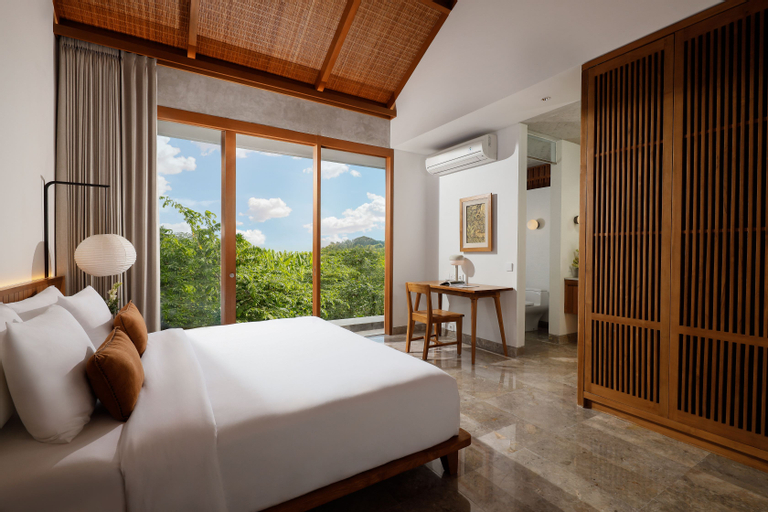 Bedroom 23