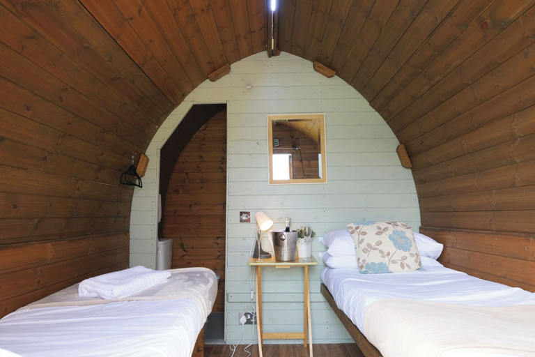 Bedroom 4, Ocean View 1 - 1 Bed Pod - Llanrhidian, Swansea