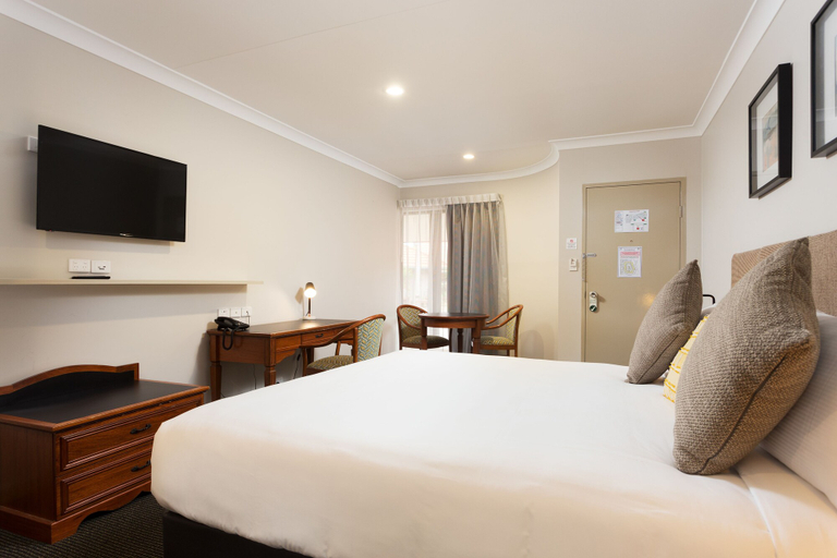 Bedroom 3, Brisbane International - Virginia, Boondall