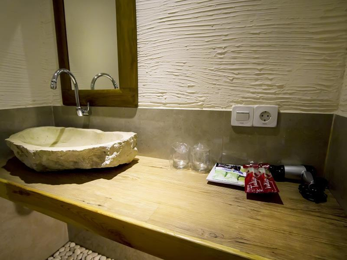 Bathroom 1, Punyan Poh Bali Villas, Denpasar