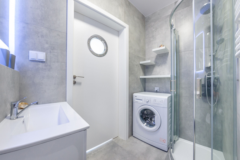 Bathroom 4, Apartamenty Sun & Snow Dwie Sosny, Kołobrzeg